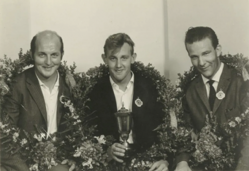 Bennie van Dijk winnaar van de Lanen in 1966 in het midden samen met Piet Zuiderhof en Rinnie Hoekstra.