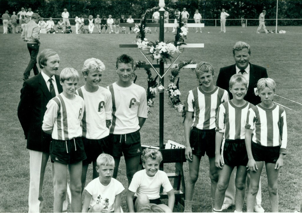 Bondswedstrijd schooljongens in 1986: links Rinse Hof en rechts Rintje Rekker