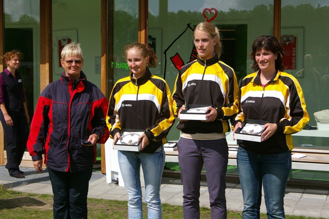 derde prijs voor Bolsward, Coach Janneke Pagels, Feikje Bouwhuis en Fenna Zeinstra en Gejanna Dijkstra