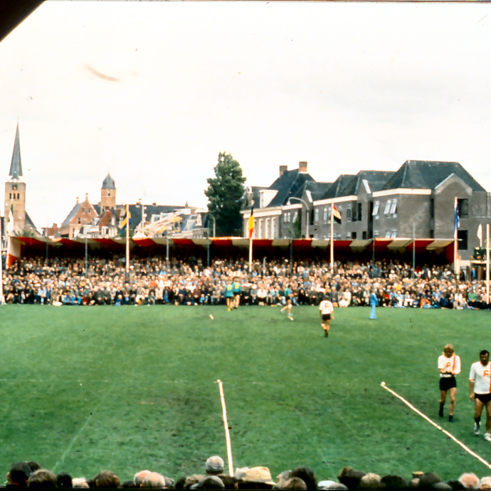 PC 1976